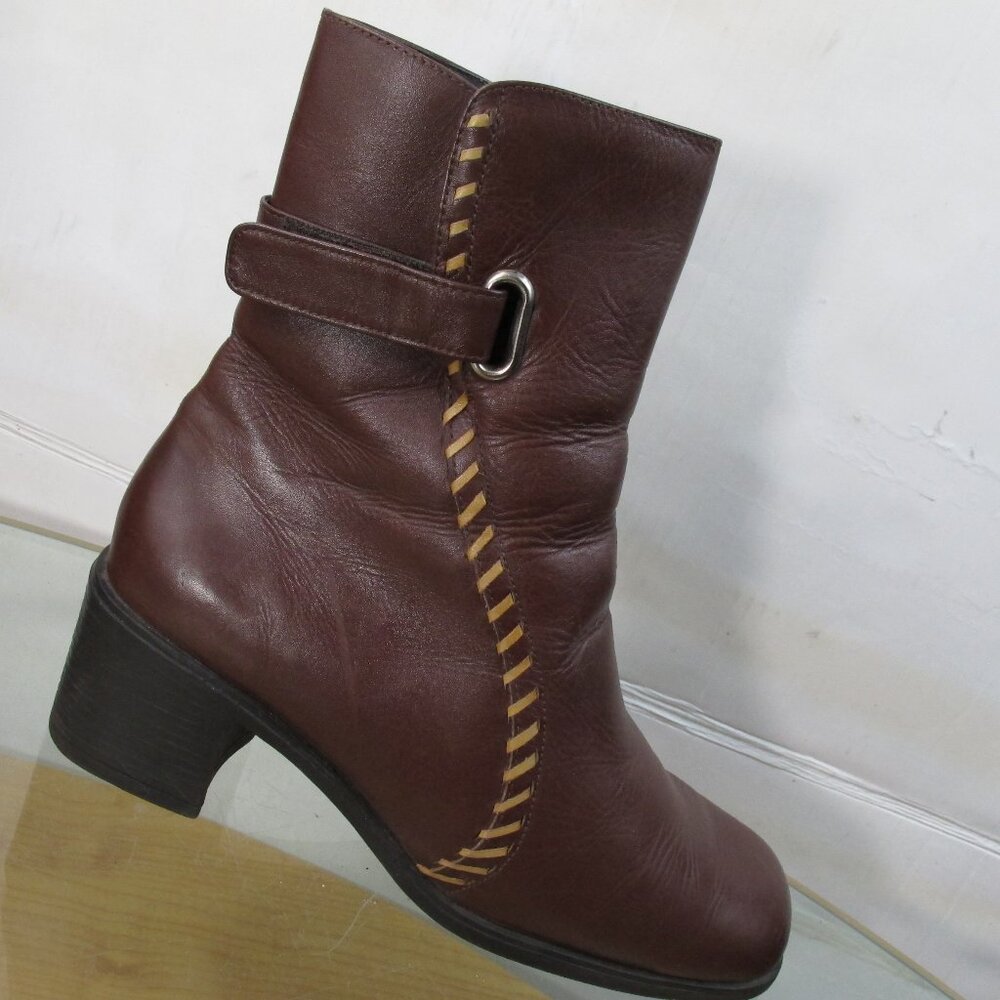 Crossing Pointe Women's Y2K  Ankle Boots Brown Leather Zip Size 7.5